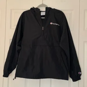 Champion Men’s Small Black Anorak Windbreaker Half Zip Hooded Pullover thumbnail 1