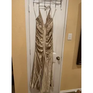 Jessica McClintock Gold Halter Evening Gown Dress Size 8 Ruched Wedding thumbnail 4