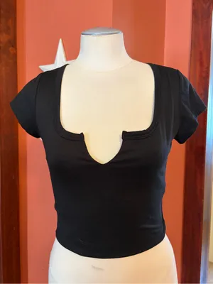Windsor Black Square Neck Cutout Crop Top thumbnail 1