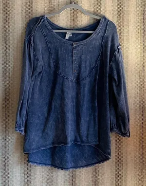 We The Free M+M Free People’s Blouse Top Shirt Women’s Medium Blue 100% Cotton thumbnail 1