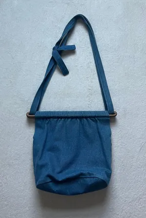 ˚₊‧꒰ა 90's embroidered teddy bear denim bag with adjustable straps and wooden closure ໒꒱ ‧₊˚ thumbnail 2