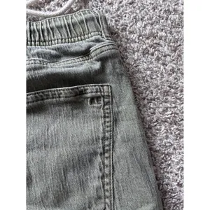 American Eagle Stretch Olive Green Drawstring Denim Shorts Women Size 12 Frayed thumbnail 5