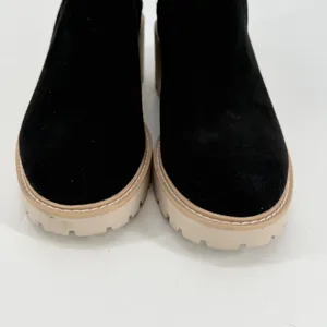 Dolce Vita Black Suede Chelsea Boots Lug Sole Platform‎ Ankle Booties Womens 9.5 thumbnail 2