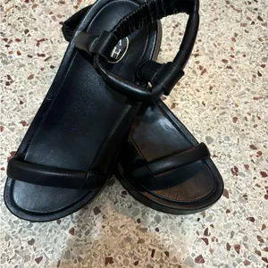 ASH Women's Victoria Sandal black thumbnail 11