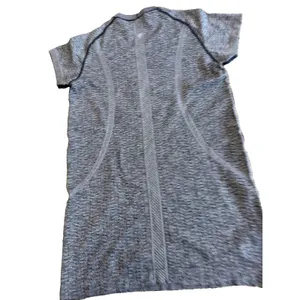 Lululemon Swiftly Tech Short Sleeve Crew Gray Speckled Black White Size 8 thumbnail 3