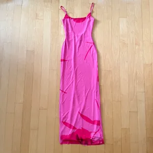 Princess Polly Knox hot pink floral maxi dress with low back detail thumbnail 4