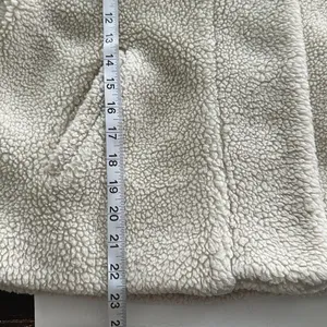 Zara XS Women's Beige Sherpa Teddy Shearling Hooded Cropped Jacket Coat thumbnail 9