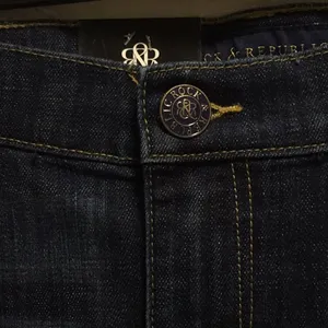 Rock and Republic Huntressed Bootcut Jeans Size 16 NEW thumbnail 2