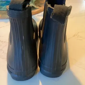 Hunter Women’s Original Chelsea Black Boots Sz 8 Insulated Rubber thumbnail 3