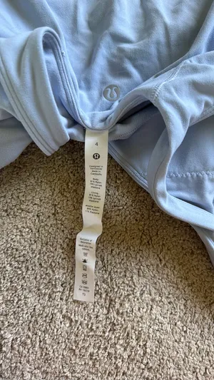 Lululemon Crop Tank Top thumbnail 4