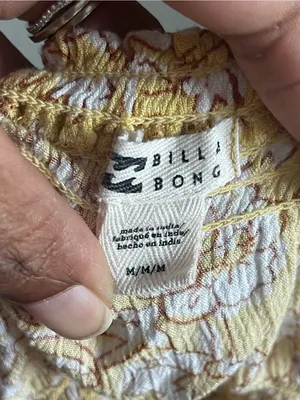 BILLABONG | Yellow Floral Smocked Crop Top Sz M thumbnail 8
