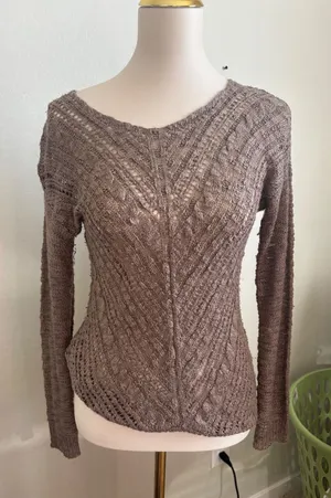 Cloud Chaser Women Taupe‎ Brown Open Pointelle Cable Knit V-Neck Sweater Small thumbnail 1