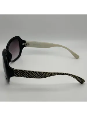 Steve Madden Oversized Black Square Sunglasses with Cream Temples thumbnail 5