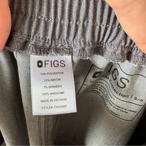 Figs Women’s Yola Skinny Scrub Pants‎ in Graphite Gray Size Small thumbnail 3