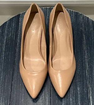 Kelly & Katie Pumps thumbnail 4
