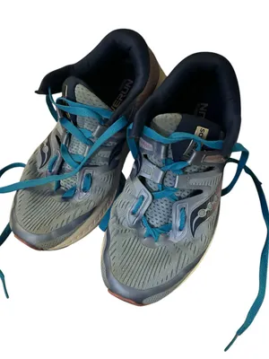 Saucony Women's Sky Blue and Teal Running Shoes Everun lace up blue retro thumbnail 1