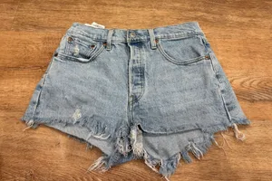 Levi’s 501 Jean Shorts Denim Button Fly thumbnail 1