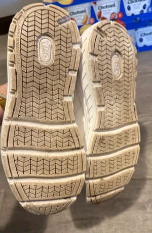 Brooks Addiction Walkers size 10 thumbnail 6