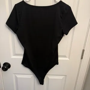 Hollister Black Short Sleeve Henley Bodysuit Square Neck Fitted Top Size L NWOT thumbnail 2
