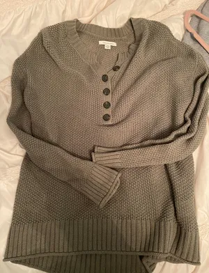 American Eagle Sweater thumbnail 1