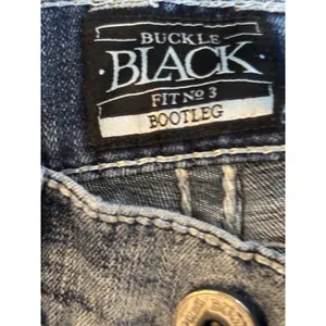 Buckle Black Fit No 3 Bootleg Jeans Light Wash Distressed Stretch Denim 28L thumbnail 4