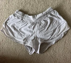 Lululemon Shorts Hotty Hot thumbnail 1