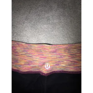 Lululemon Groove Pant Size 6 Black Magnum Dew Berry Flare Yoga thumbnail 5