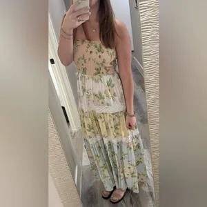 Kiwi + Punch Miami Floral Smocked Tiered Strapless Maxi Dress‎ L thumbnail 2