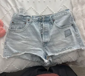 Levi’s Jean Shorts 501 thumbnail 1