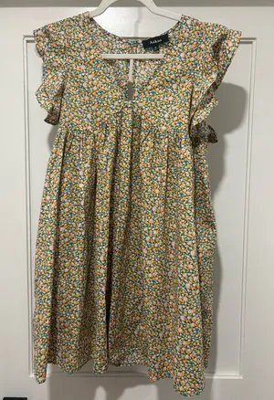Boutique Colorful dress thumbnail 1