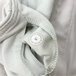 Lululemon Strappy Back Crop‎ Sports Bra Top Yoga Size 4 thumbnail 6