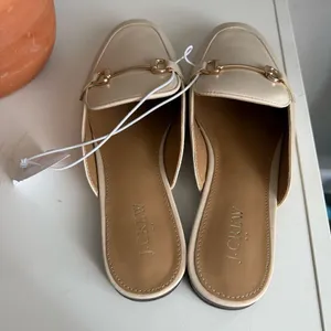 J crew cream slip-on loafer mules 9.5 thumbnail 3