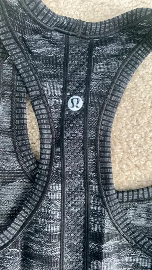 Lululemon Tank thumbnail 4
