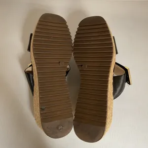 Liz Claiborne Black Espadrille Platform Sandals Size 6M Slide Wedge thumbnail 10