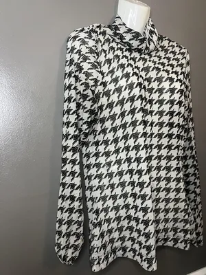 White House Black Market Shirt Womens Large Black White Houndstooth Cowl Neck thumbnail 2