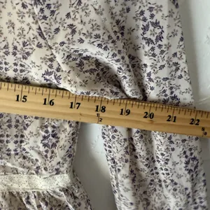 In Loom Blouse‎ Womens Small Purple Floral Long Sleeve Peplum Boho Lace Top thumbnail 6