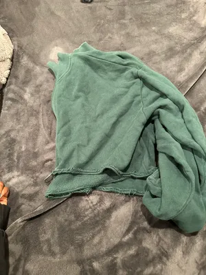 Emerald green cropped zip sweater thumbnail 2