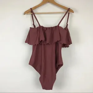 Kona Sol One Piece Ruffle Scalloped‎ Flounce Swimsuit thumbnail 3