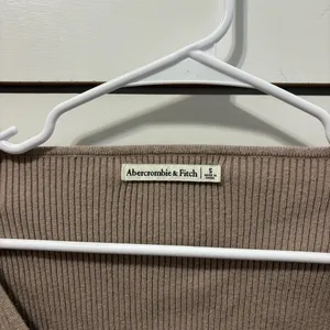 Abercrombie & Fitch Scoopneck Corset Sweater thumbnail 7