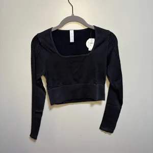 Offline by Aerie Black Ribbed Crop Medium Fitted Long Sleeve Contemporary Boho thumbnail 3