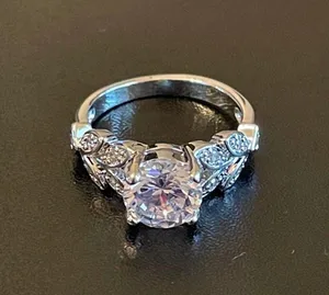 Austrian Crystal Silver Woman Ring Size 9 thumbnail 3