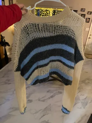 Urban Outfitters Sweater Cropped thumbnail 1