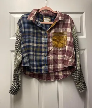 American Eagle cropped flannel thumbnail 1
