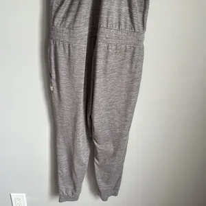 Vuori Lux Harem Jumpsuit in Heather gray Small thumbnail 9