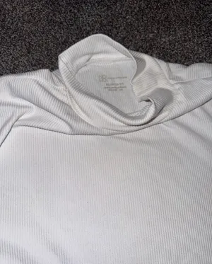 White Turtleneck thumbnail 2