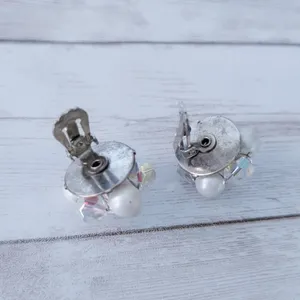 Vintage Clip On Earrings Off White & Iridescent Cluster thumbnail 6