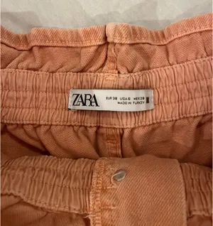 ZARA Shorts Denim High-Waisted thumbnail 4