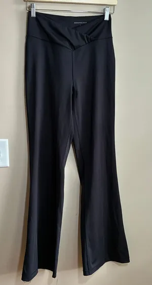 Aeropostale black criss cross front bootcut leggings women's size medium casual thumbnail 1