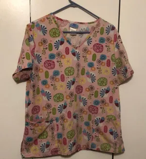 SB Scrubs Women’s Size Large Pink Color Scrubs thumbnail 1