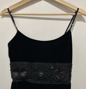 Stunning Black Velvet‎ Cocktail/Holiday Dress W/ Amazing Detail Size Large thumbnail 1